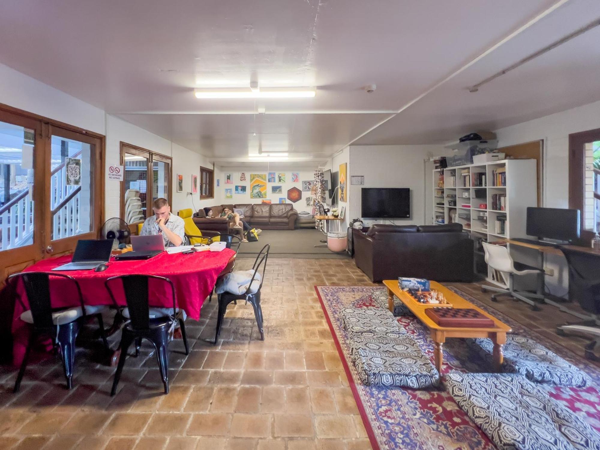 Somewhere To Stay Backpackers Brisbane Bagian luar foto