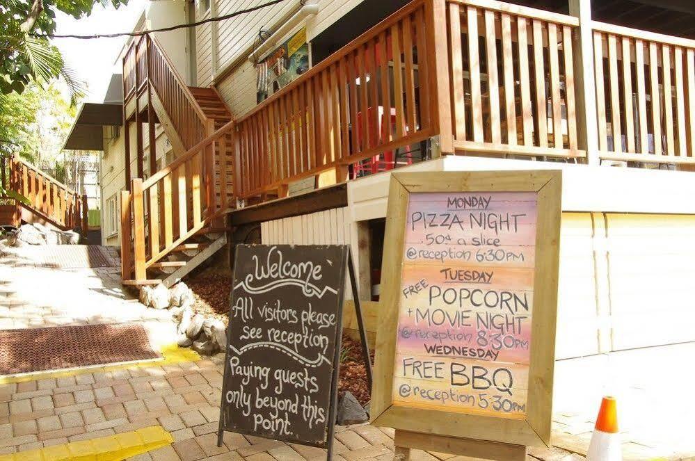 Somewhere To Stay Backpackers Brisbane Bagian luar foto